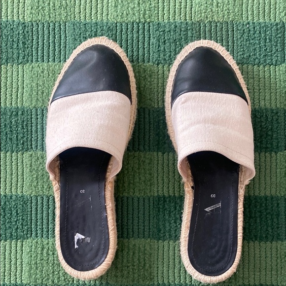 Zara Women's Black and Cream Espadrille Slides sz 39 - Picture 2 of 10